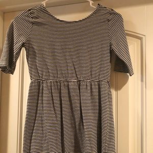 Large Old Navy Black & white scoop neck dress